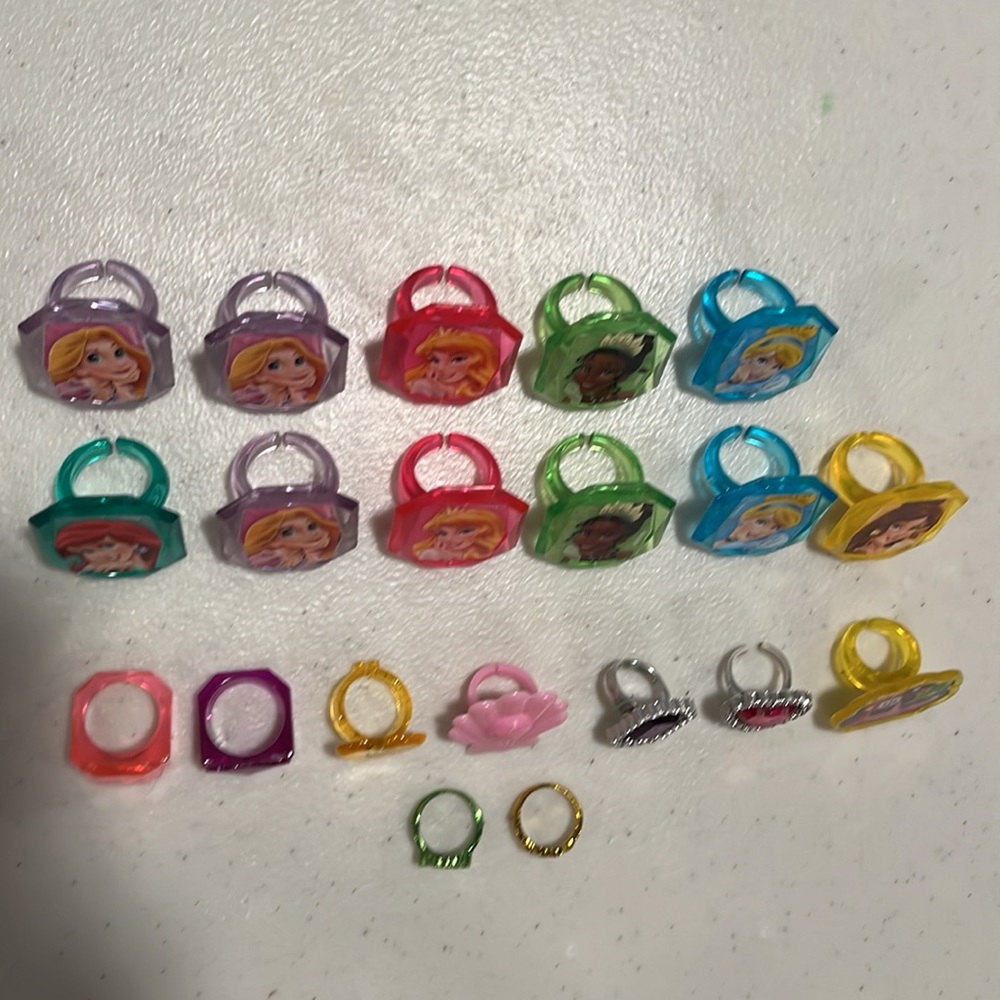 20 Rings for Little Girls - Picture 2 of 2